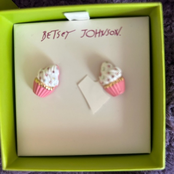 Betsey J bundle - Picture 2 of 5